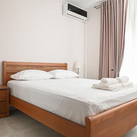 Faidra Apartments Néa Péramos Εξωτερικό φωτογραφία