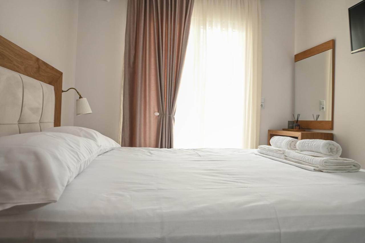 Faidra Apartments Néa Péramos Εξωτερικό φωτογραφία