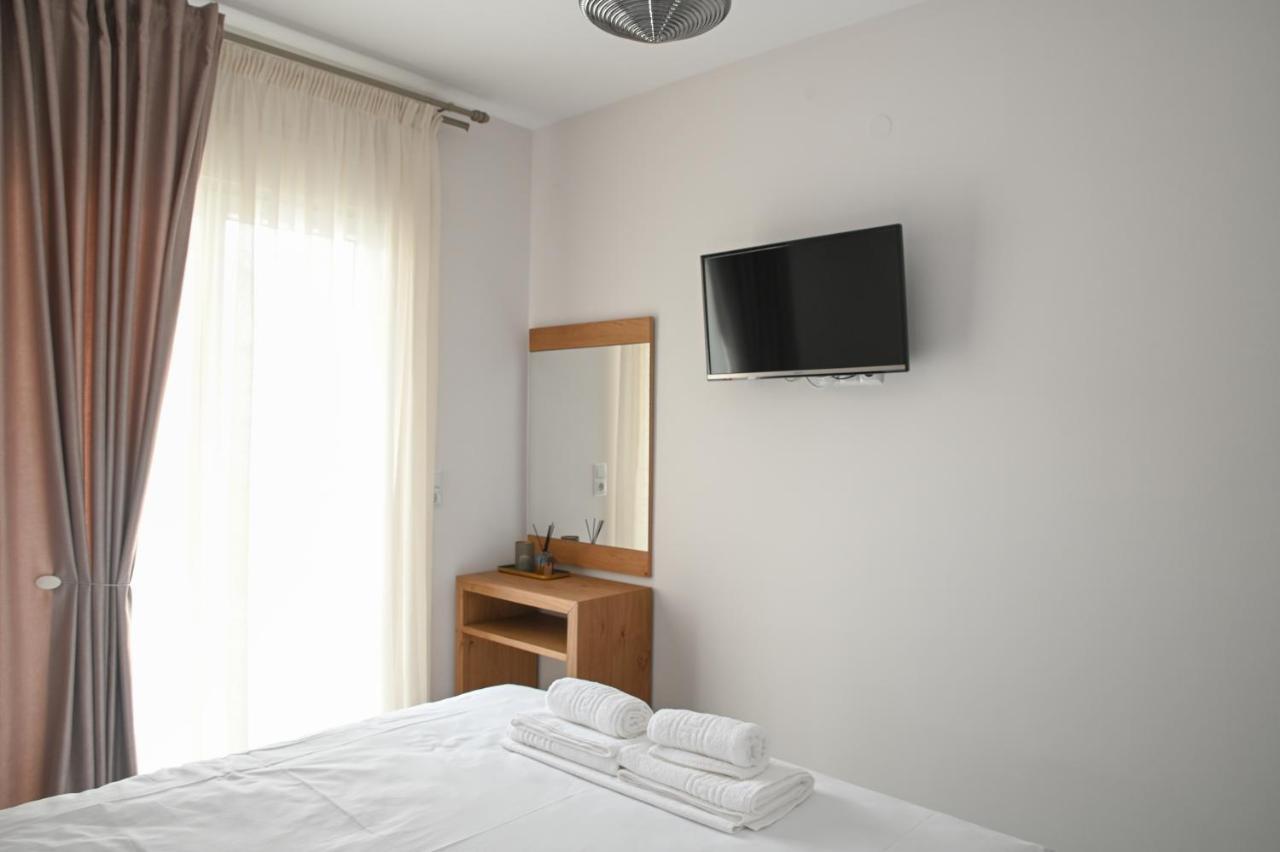Faidra Apartments Néa Péramos Εξωτερικό φωτογραφία