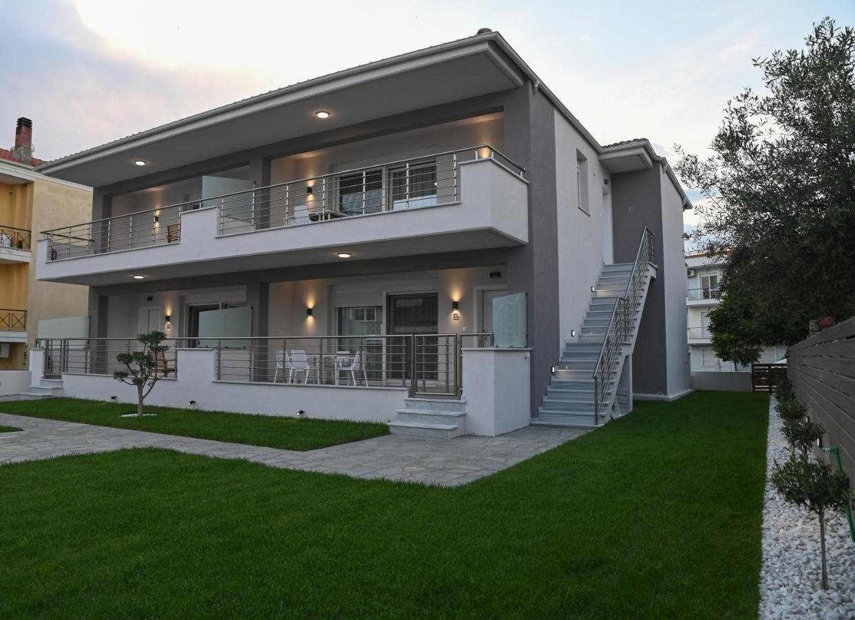 Faidra Apartments Néa Péramos Εξωτερικό φωτογραφία