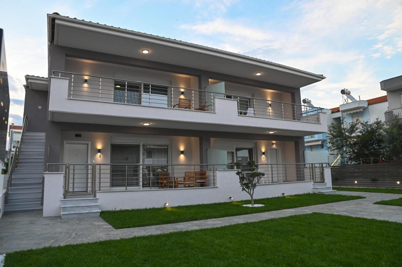 Faidra Apartments Néa Péramos Εξωτερικό φωτογραφία