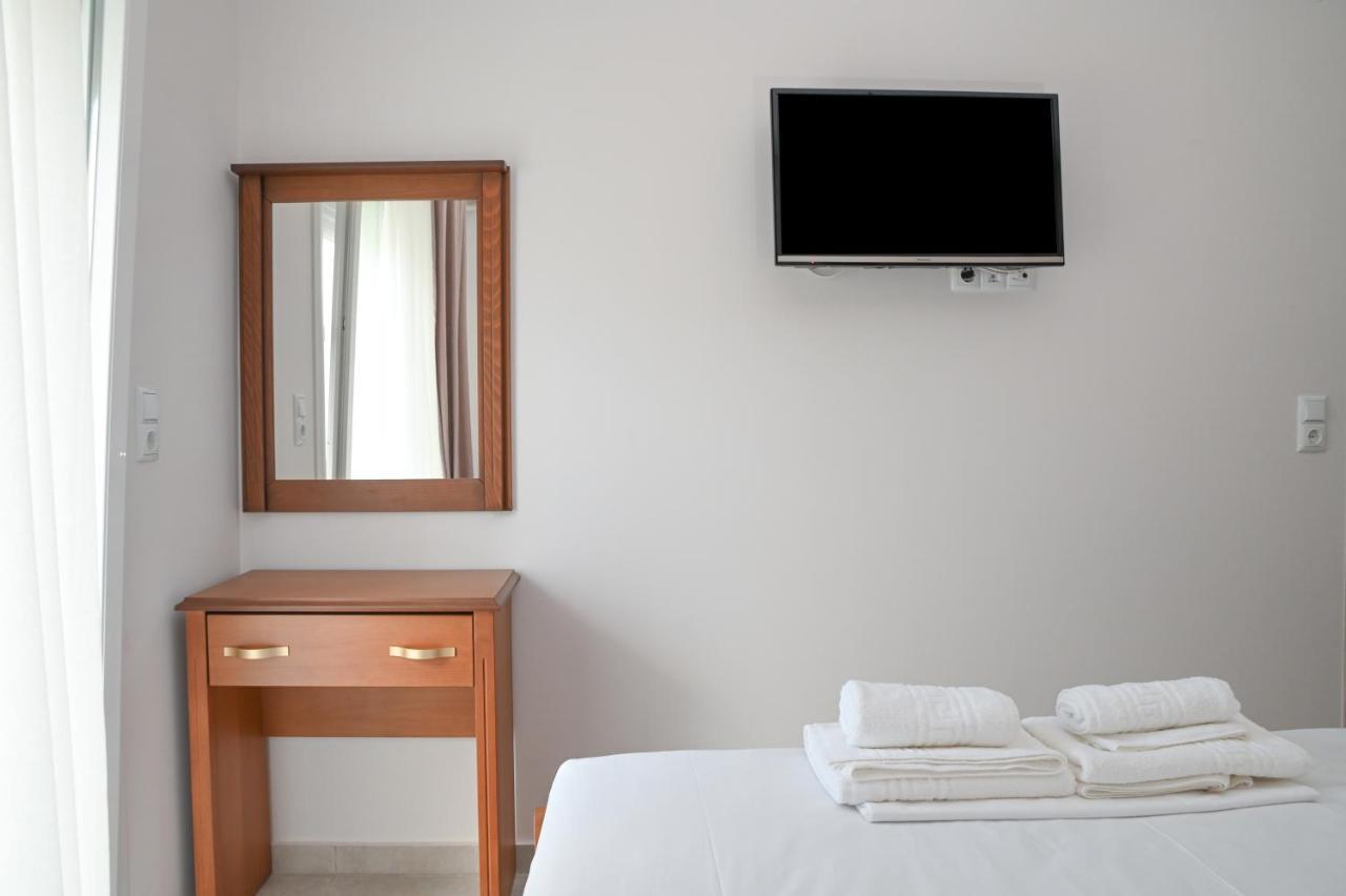 Faidra Apartments Néa Péramos Εξωτερικό φωτογραφία
