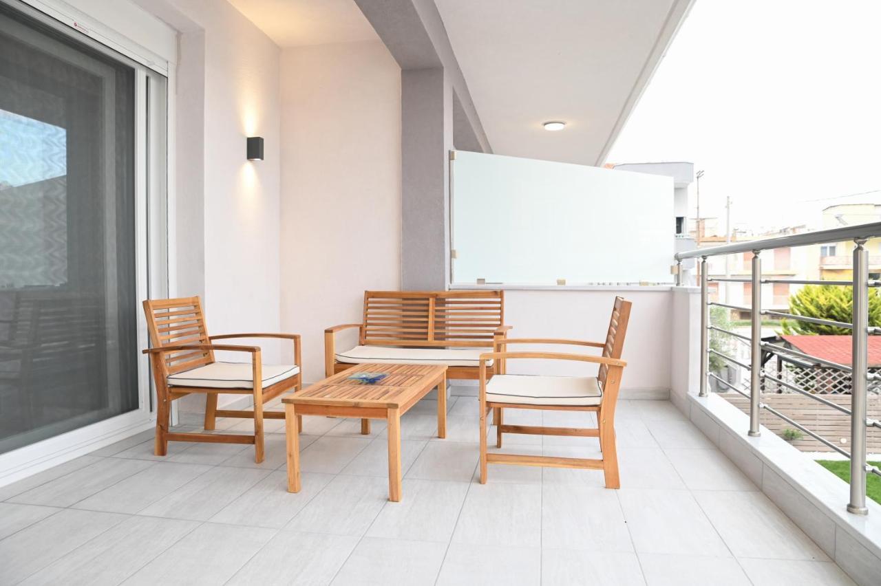 Faidra Apartments Néa Péramos Εξωτερικό φωτογραφία