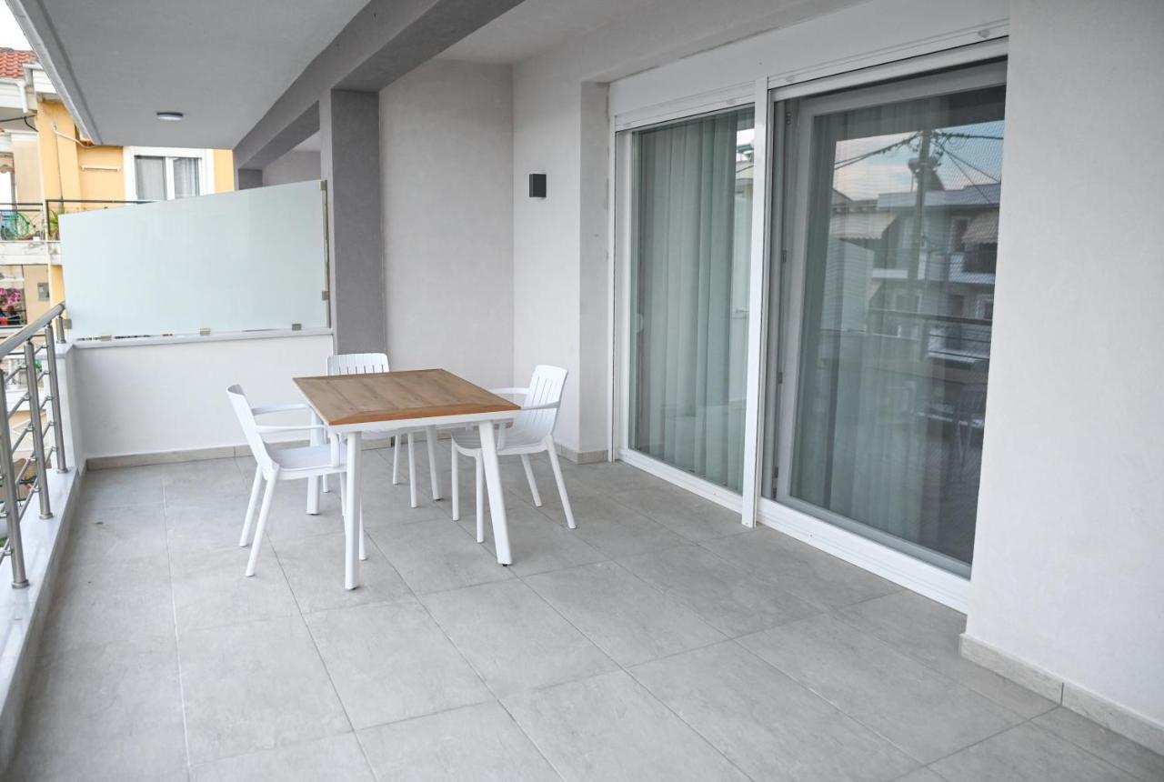 Faidra Apartments Néa Péramos Εξωτερικό φωτογραφία