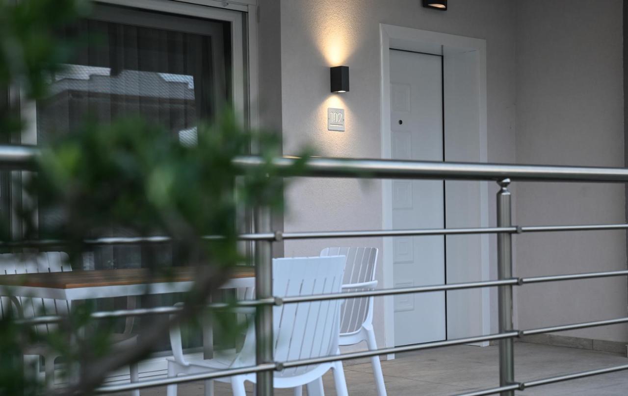 Faidra Apartments Néa Péramos Εξωτερικό φωτογραφία