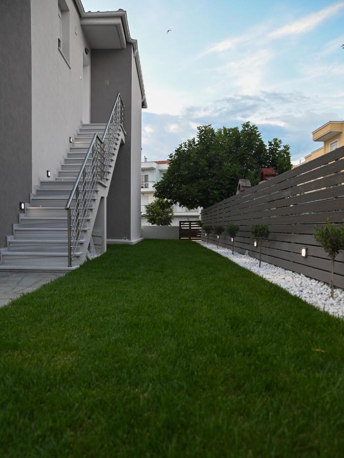 Faidra Apartments Néa Péramos Εξωτερικό φωτογραφία